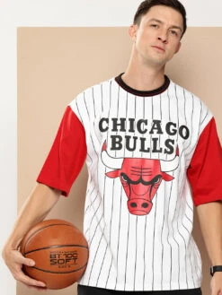 Chicago Bulls Striped Oversized T-Shirt