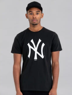 New York Yankees Team Logo Black T-Shirt - New Era