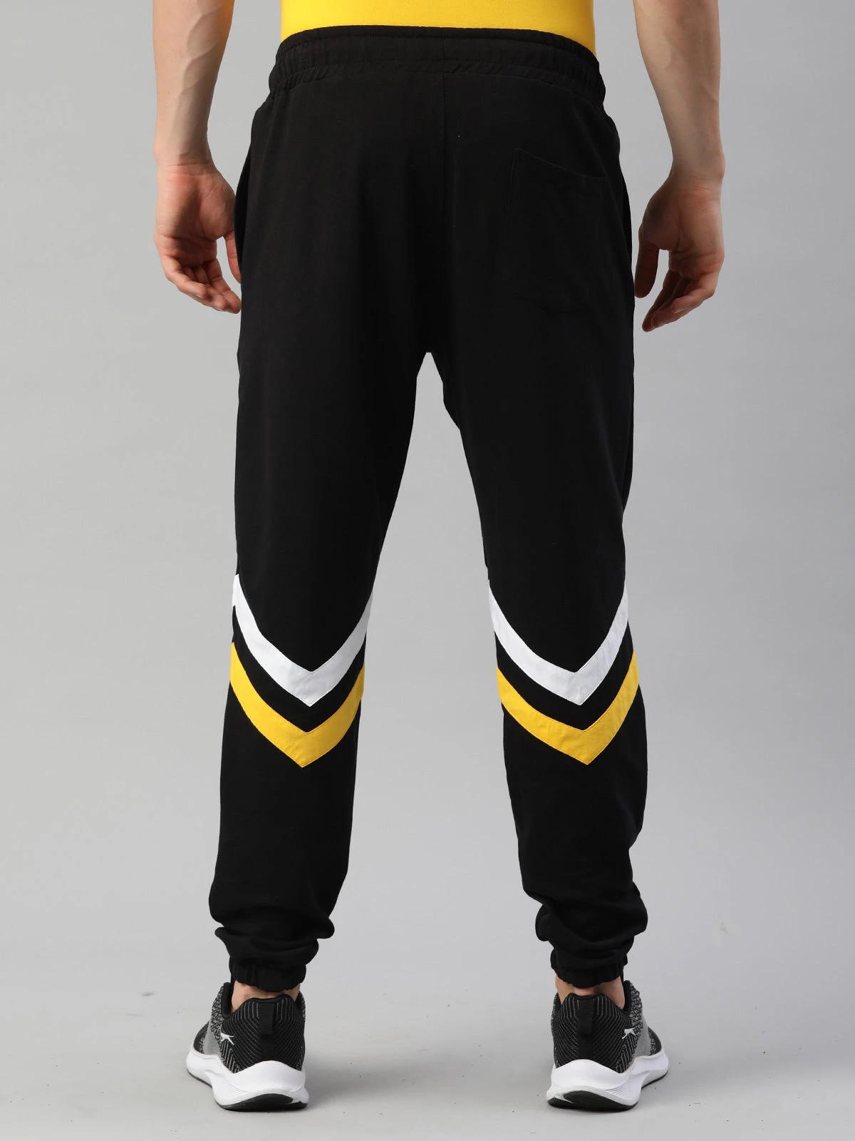 Los Angeles Lakers: Contrast Stripe Joggers - Black - Image 5
