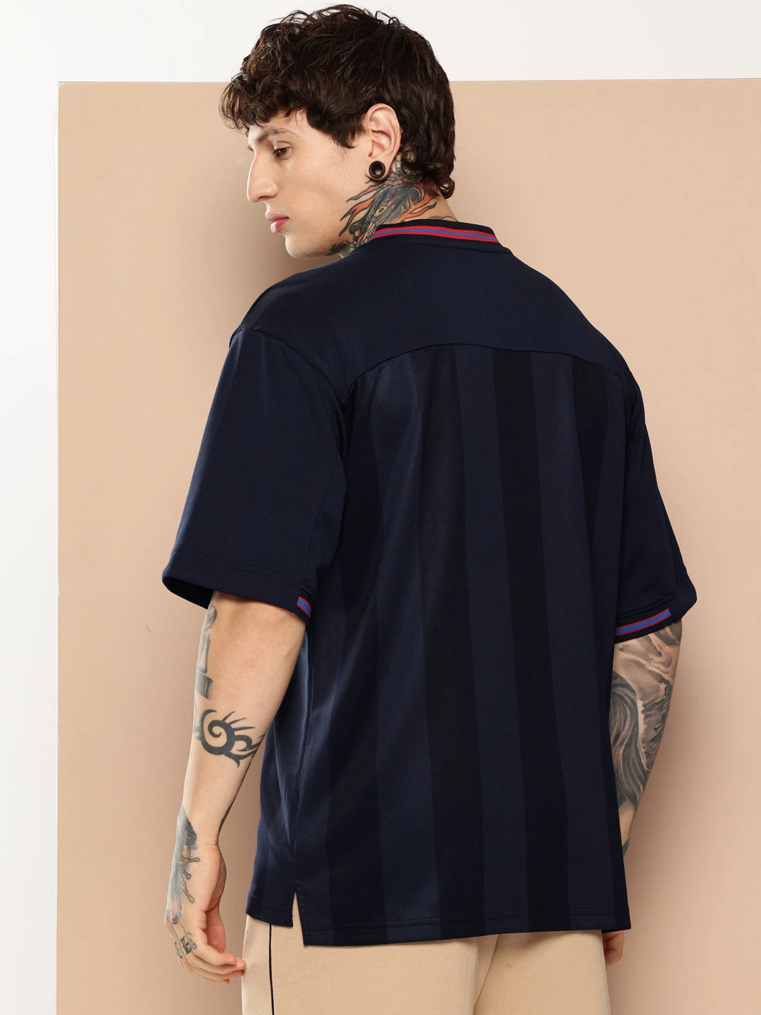 FC Barcelona Vintage Football Oversized T-Shirt - Image 3