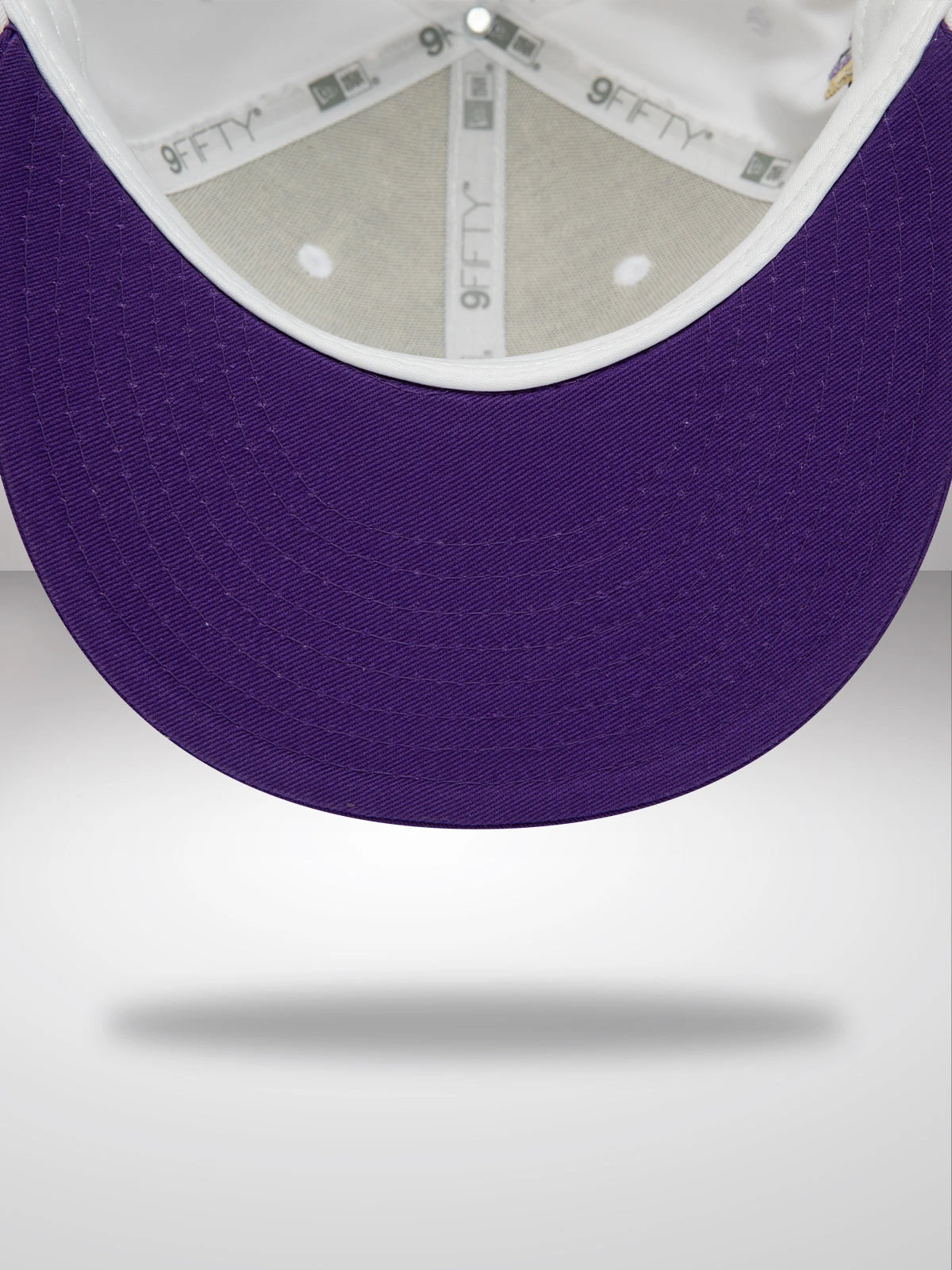 LA Lakers White Crown Team White 9FIFTY Snapback Cap - Image 5