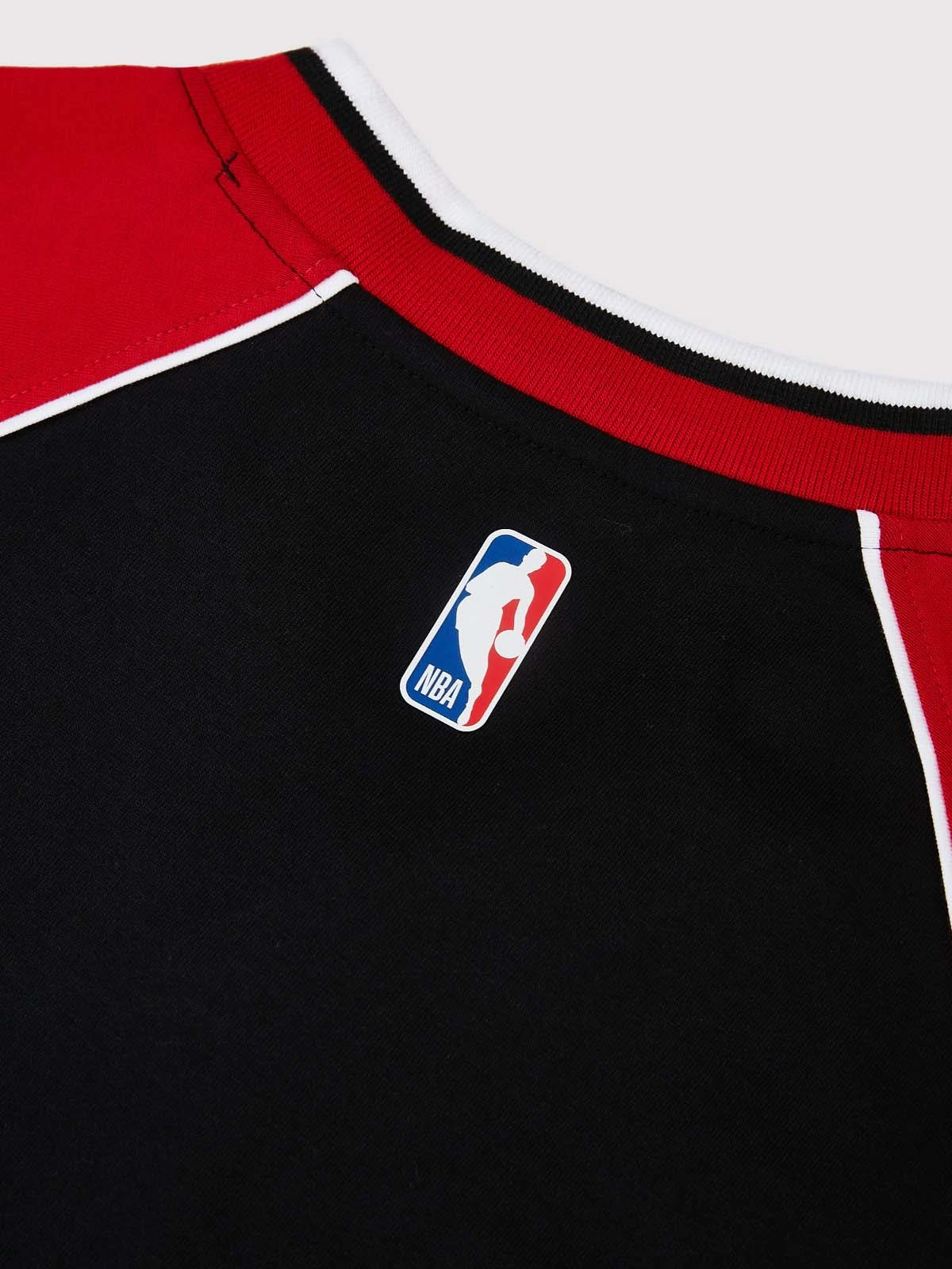 Chicago Bulls Contrast Colour Oversized T-Shirt - Image 3