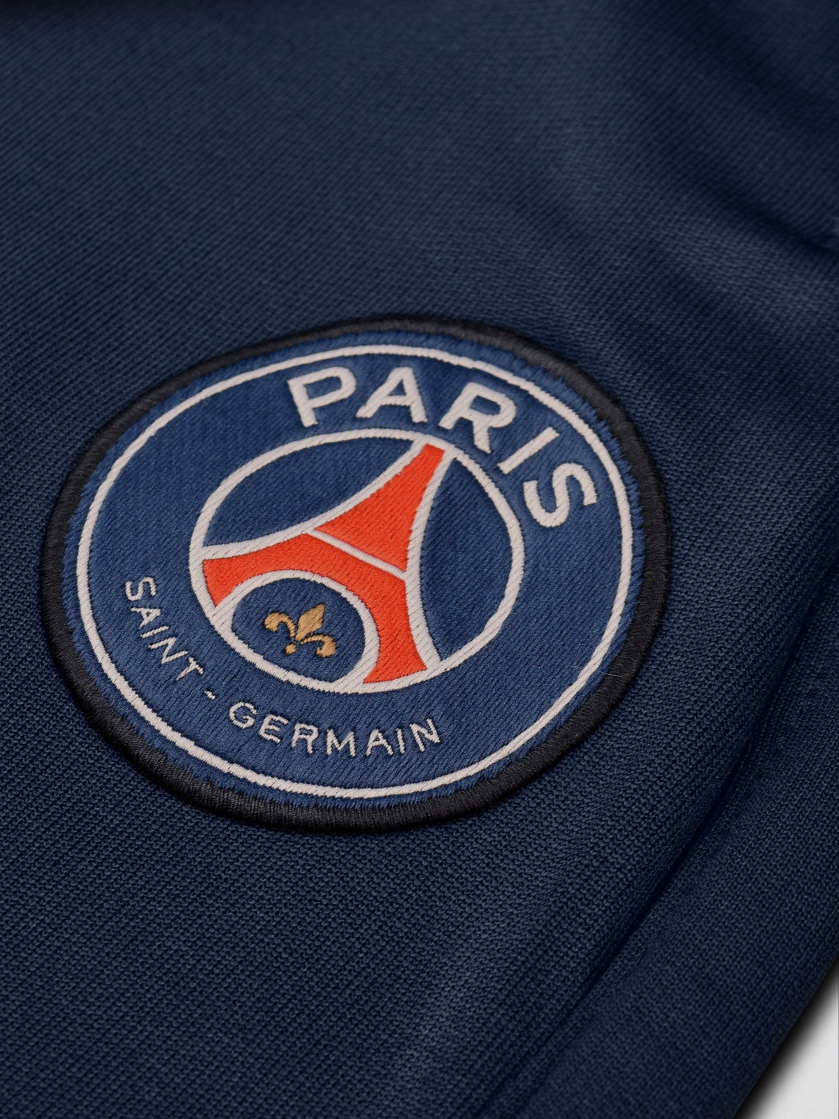 Paris Saint-Germain: Classic Joggers - Navy - Image 3